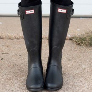 Tall Hunter Matte Black Rain Boots